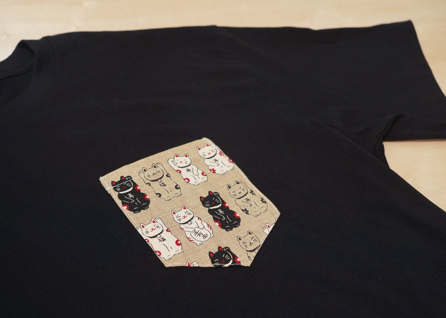 Premium Maneki Neko Tee