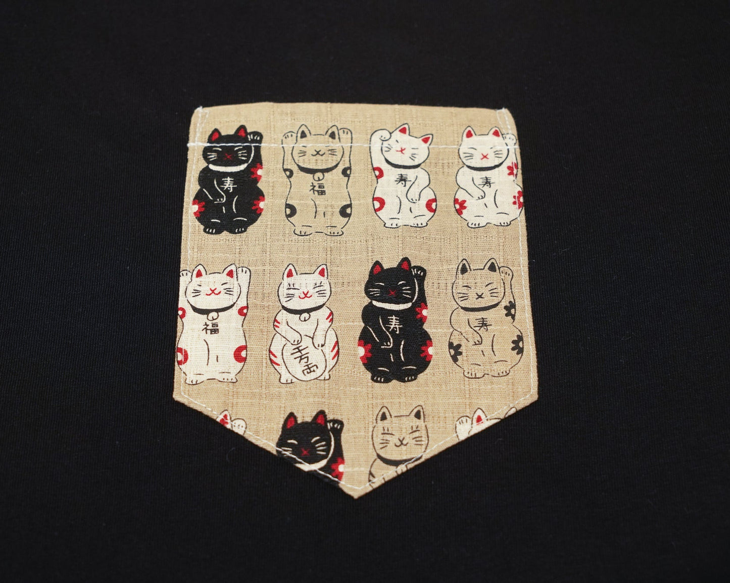 Premium Maneki Neko Tee