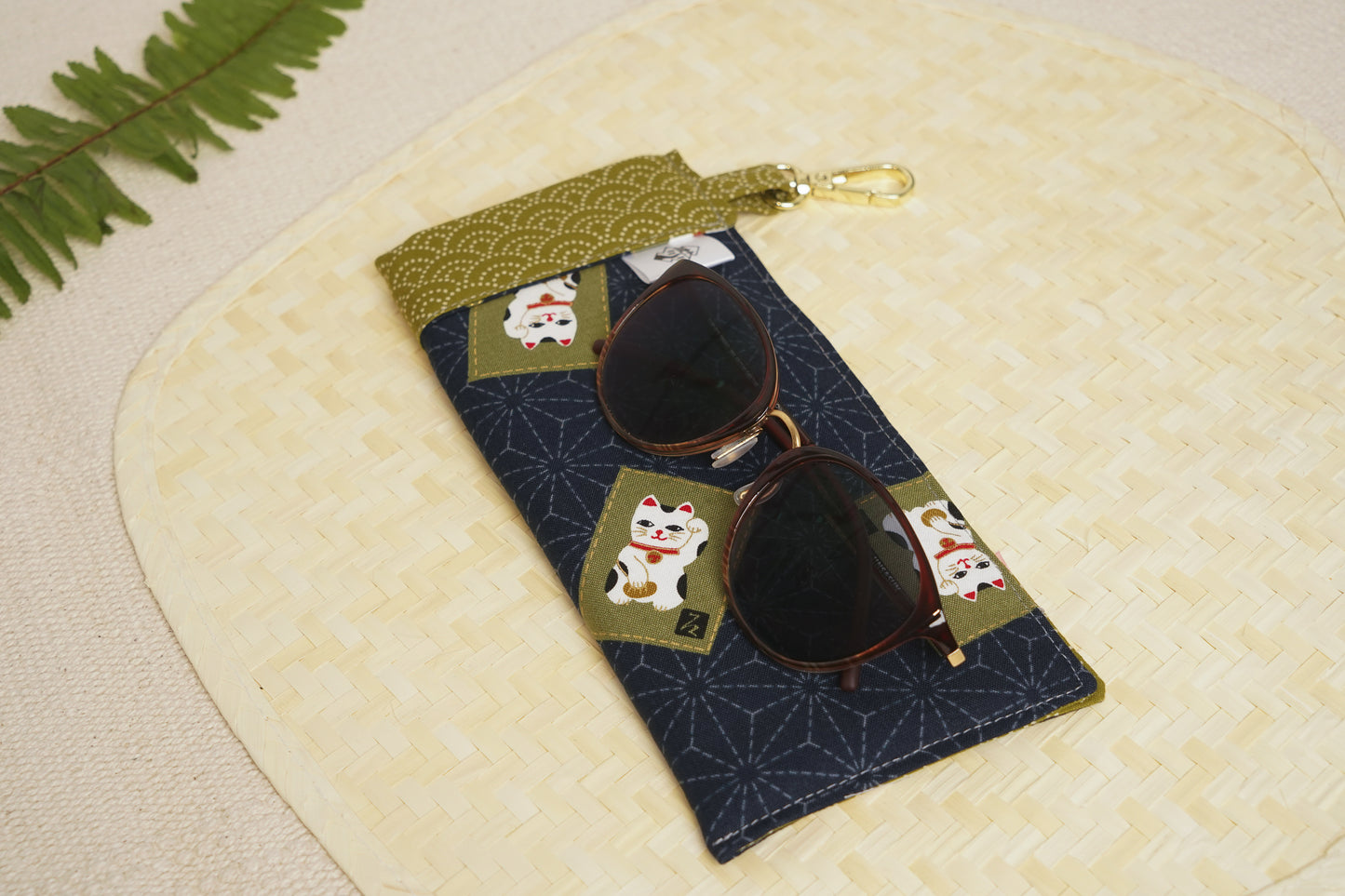 Sunglasses Case - Maneki Neko