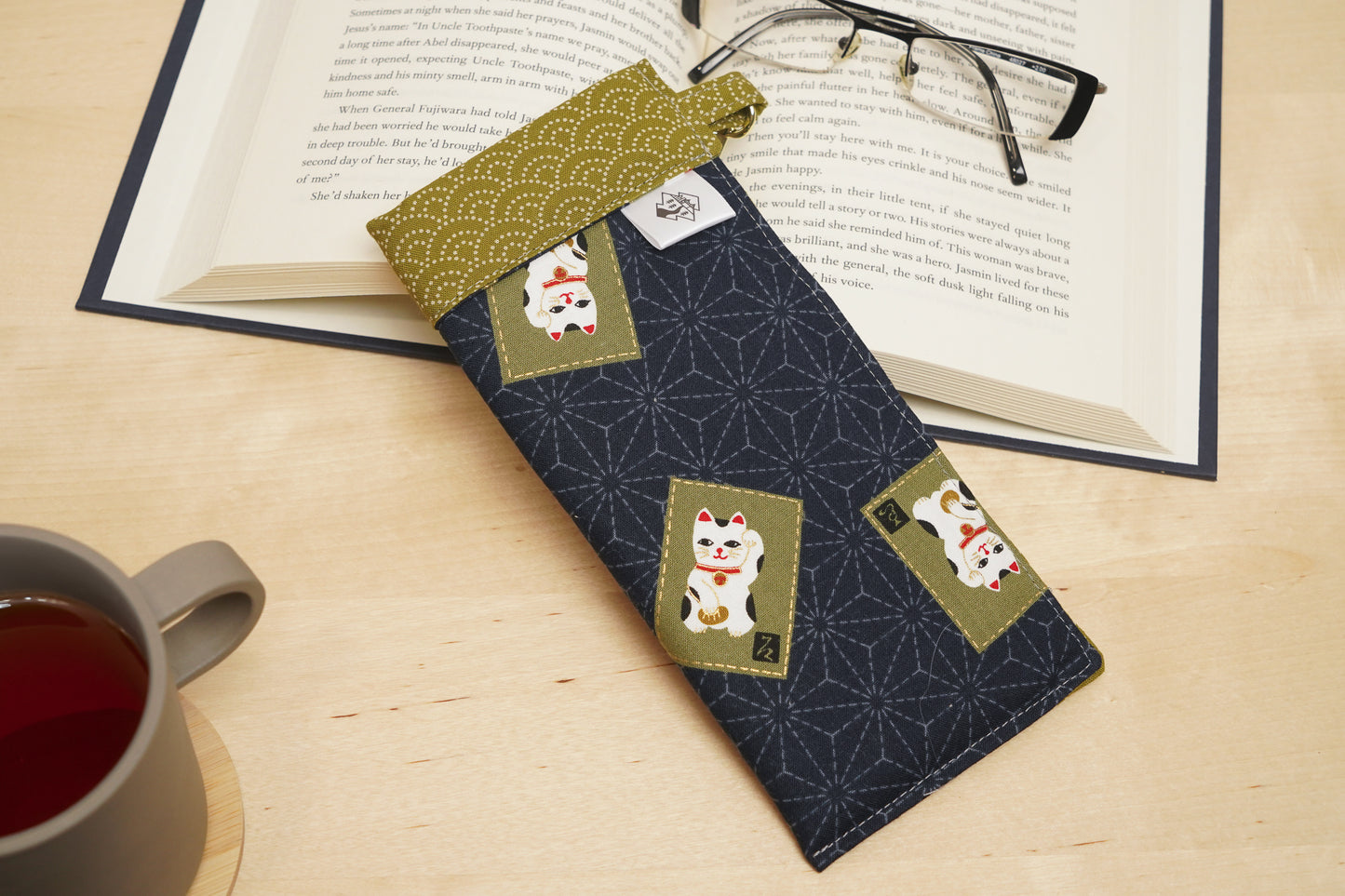 Sunglasses Case - Maneki Neko